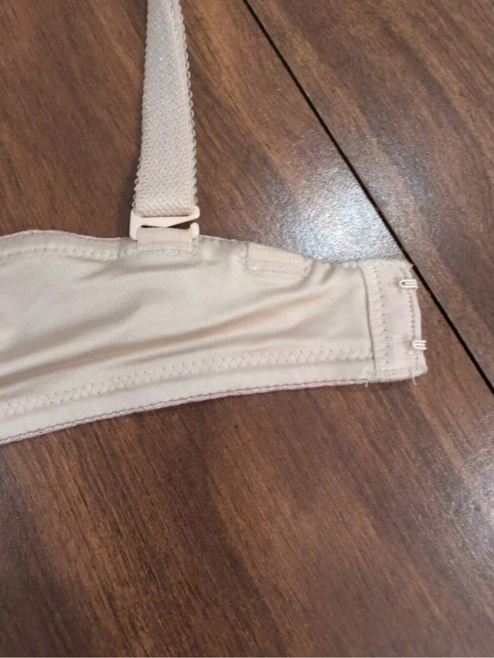 36D Shiny Beige Floral Lined WACOAL Clear & Classic Contour Bra #853244 Lace